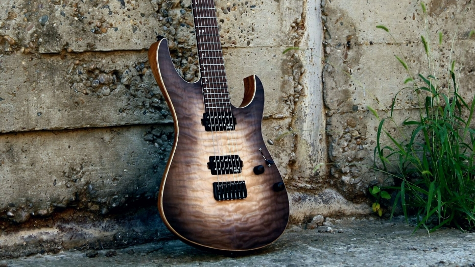 Lepsky Guitars - Электрогитара  Dominator 7 Custom BK